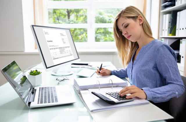 accountant salary in Dubai from 2020-2021
